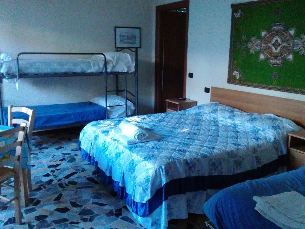 B&B Milano Malpensa 1 Castano Primo ภายนอก รูปภาพ