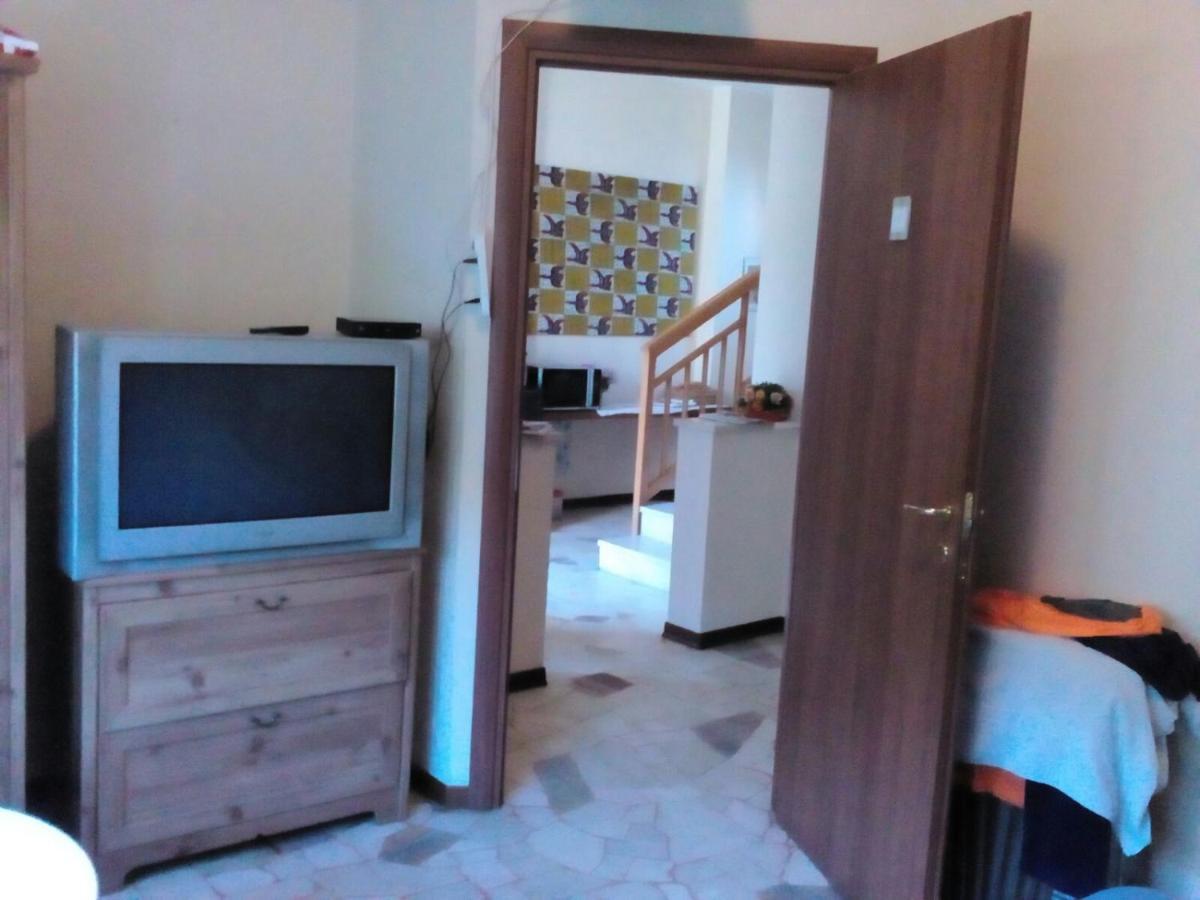 B&B Milano Malpensa 1 Castano Primo ภายนอก รูปภาพ